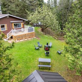 Spa Nature & Adventure - Chalet Le Vagabond，位于Saint-Léon-de-Standon的酒店