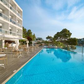 Grupotel Ibiza Beach Resort - Adults Only，位于波蒂纳茨的酒店