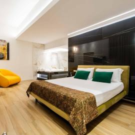 Municipio Luxury Suite,位于那不勒斯的酒店