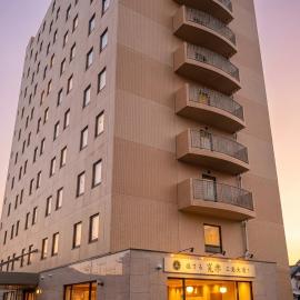 HOTEL KAN-RAKU Mishima Main Street，位于三岛市的酒店