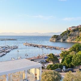 Agropoli Palace,位于阿格罗波利的酒店