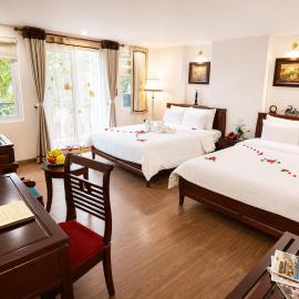 Hanoi Luxury Hotel - Old Quarter，位于河内的酒店
