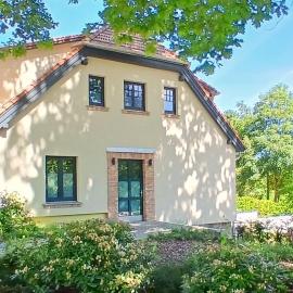 Steinhus,位于肖林的酒店