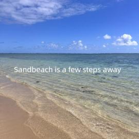 Wake Up to the Ocean - Beachfront Studio，位于Hauula的酒店