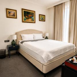 The Square Hotel