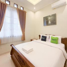 Urbanview Hotel Puri Gusti Ayu Gejayan，位于Seturan的酒店