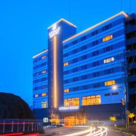 Livemax Resort Mihara Onsen Seafront，位于三原市的酒店