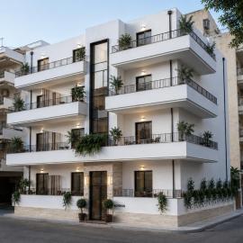 Achinos - Kalamata Mediterranean Suites，位于卡拉马塔的酒店