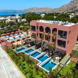 Palmea Suites，位于佩基罗德的酒店