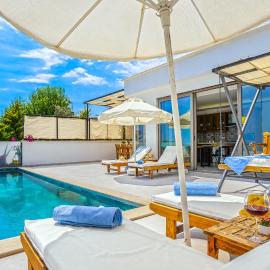Secluded Sea-View Family Escape-Villa Bella2 Sardunya
