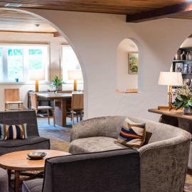 Sun Lodge, an Ascend Collection Hotel,位于泊鲁的酒店