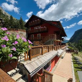Hotel Piccolo Chalet，位于克拉维埃的酒店