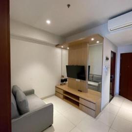 Apartemen Roseville at BSD by Kenkei，位于Dadap的酒店