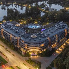 Spirit Hotel Thermal Spa，位于萨尔瓦尔的酒店