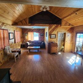 Beaver Creek Guest Ranch，位于Blue的酒店