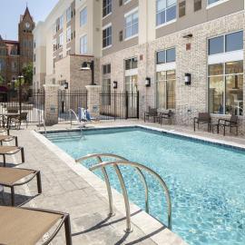 Hyatt Place Sumter/Downtown，位于萨姆特的酒店