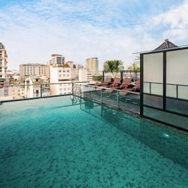 THE LEGEND HANOI Hotel，位于河内的酒店