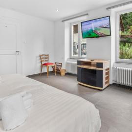 Appartement rénové, avec climatisation et calme，位于屈德勒凡的酒店