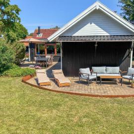 3 Bedroom Beautiful Home In Asperup，位于Asperup的酒店