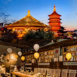 First Sight Hotel,Next to Yingtianmen Imperial City,Provide Airport and High-Speed Rail Station Pickup，位于洛阳的酒店