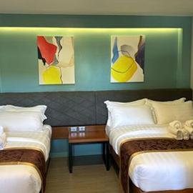 ECL Travellers Inn