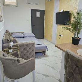 Studio centar Lazic 2，位于Šid的酒店