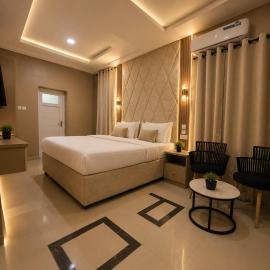 Palazzo Apartments,位于伊凯贾的酒店
