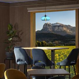 HOTEL Restaurante TurMo，位于拉武埃尔达的酒店