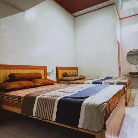 Java Mulia Homestay Syariah，位于Randusari的酒店