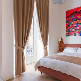 My Lodge Italy - Style and Comfort，位于那不勒斯的酒店