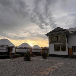 Yurt house，位于Tong的酒店