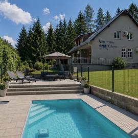 Apartmány Obora，位于新比斯特日采的酒店