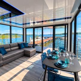 Boathousing - apartament na wodzie, dom pływający, łódź, luksusowy apartament，位于梅希利布日的酒店