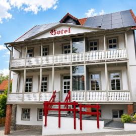Haus Liva - by Le petit Palais，位于巴特苏德罗德的酒店