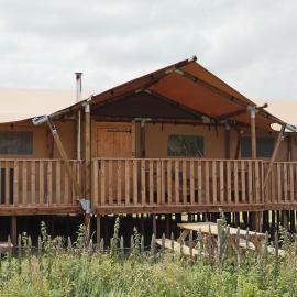 Lodge in de Ijsmolenhoeve，位于龙塞的酒店