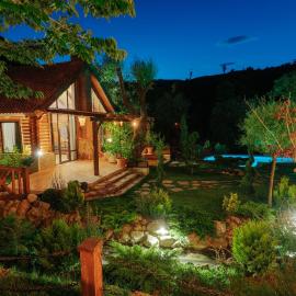 Getahovit Resort，位于伊杰万的酒店