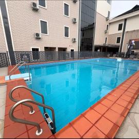 Movela Hotels，位于瓦里的酒店