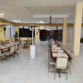 Hotel Don Oresttes，位于La Carrera的酒店