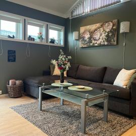 Minihus med sovehems og sovesofa，位于腓特烈斯塔的酒店