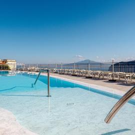 Hotel Cristina，位于索伦托的酒店