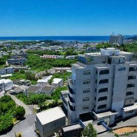 Hotel Pacific View,位于冲绳岛市的酒店