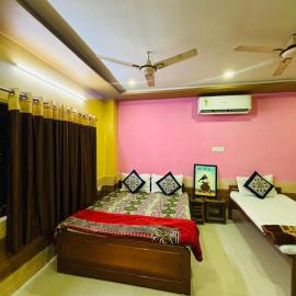 Raaj guest house