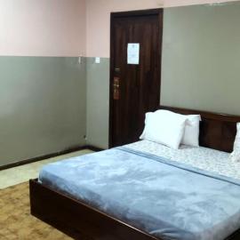 NHYIRA Hotel,位于塔科拉迪的酒店