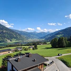 Ferienwohnung Kogler Zillertal，位于菲根贝格的酒店