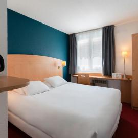 The Originals City, Hôtel La Maison de Lise, Mulhouse Illzach，位于伊尔扎克的酒店