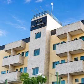 RILL HOTEL BY UCHÔA，位于特雷西纳的酒店