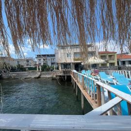 Deniz Kenarı Beach & Garden，位于Ayvacık的酒店