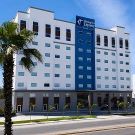 Holiday Inn Express & Suites Los Mochis Centro by IHG，位于洛斯莫奇斯的酒店
