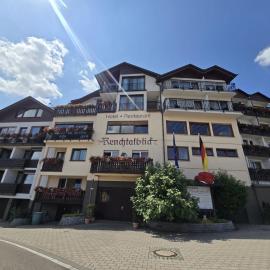 DEVA Hotel Renchtalblick，位于奥伯基希的酒店