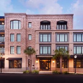 The Spectator Hotel，位于查尔斯顿的酒店